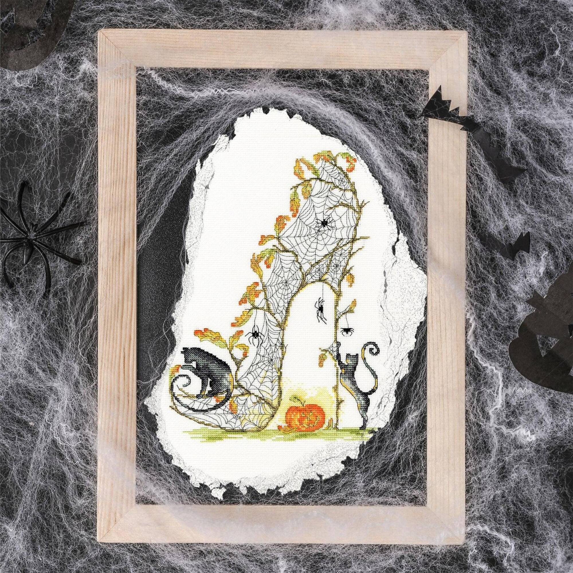 Bothy Threads Gossamer Slipper Counted Cross Stitch Kit